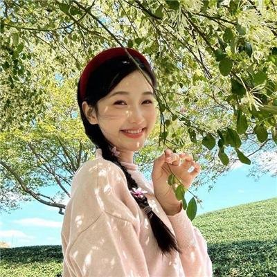一线女星恋情细节流出，前后半年内幕曝光，好友出面澄清
